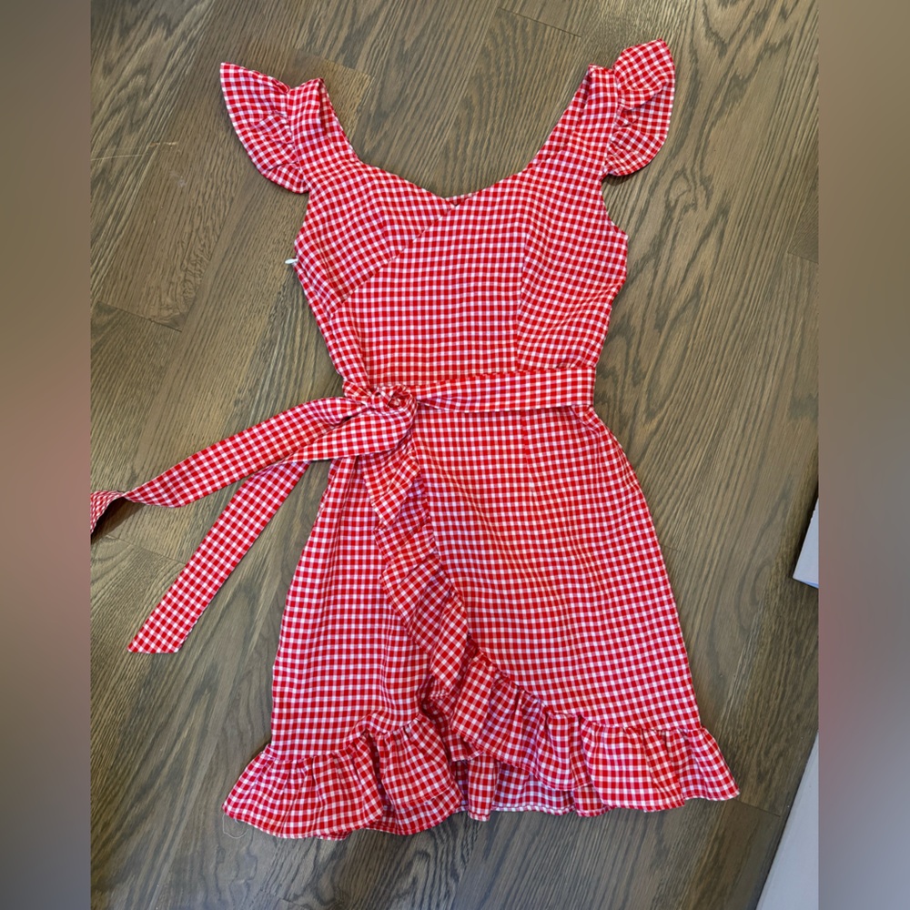 Pretty red dress